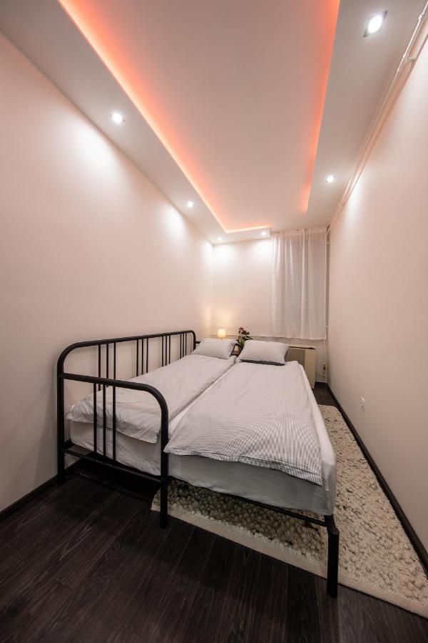 Spacious 3-Room Apartment With Free Parking Будапеща Екстериор снимка